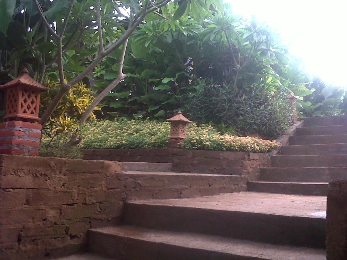 Eliska Sari Bungalows Sumberkima Pemuteran  Exterior photo